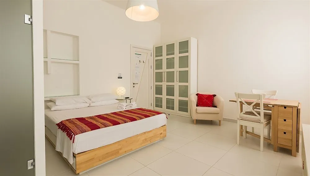 Two Pillows Boutique Hostel Sliema