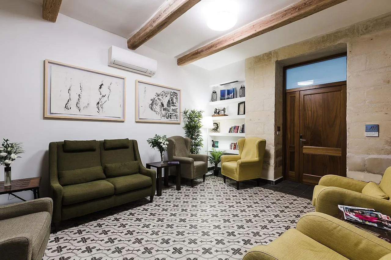 Two Pillows Boutique Hostel Sliema