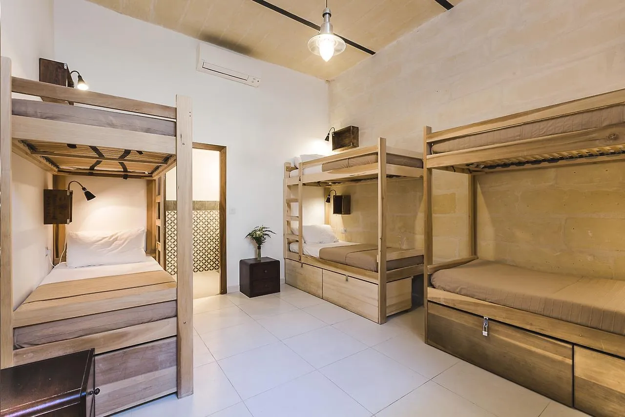 Two Pillows Boutique Hostel Sliema 3*,