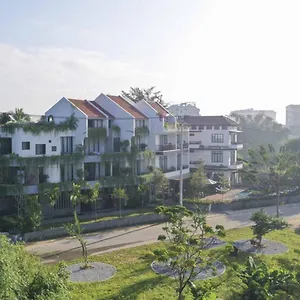 https://the-corner-riverside-villa.hotelsofhoian.com